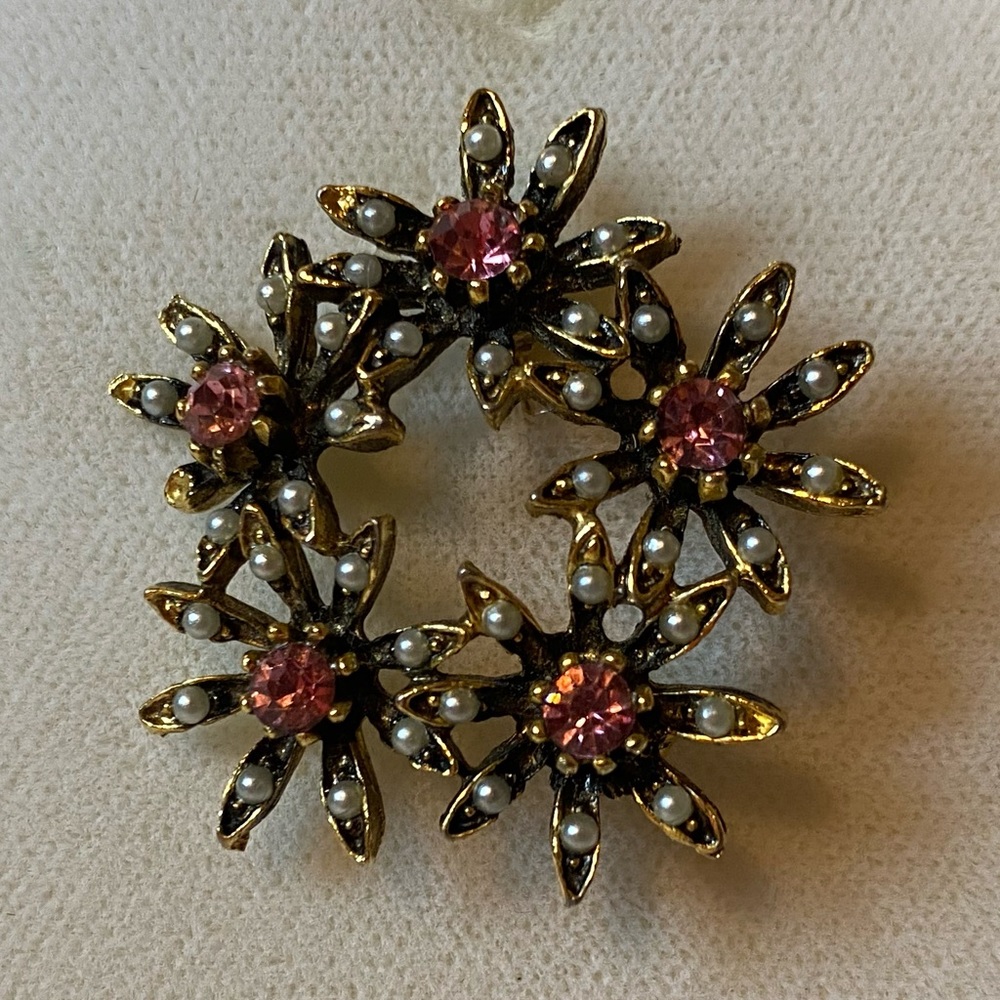 Vintage Flower Wreath Pink Rhinestone Faux Pearl Brooch Pin Silver Tone